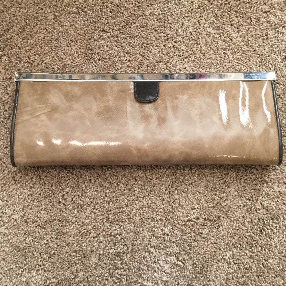 Aldo Clutch